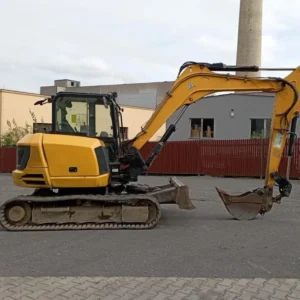 jcb 86c 1 + 3 godets – mini pelle 8,5t