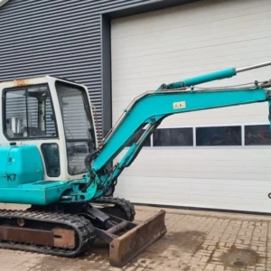 komatsu pc30 7 + 3 godets – mini pelle 3,8t