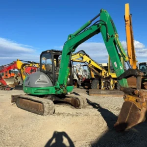 jcb 8060 + 3 godets – mini pelle 6t