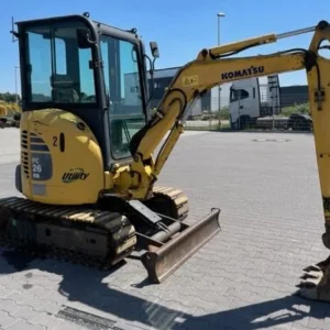 komatsu pc 26 mr 3 + 3 godets – mini pelle 2,8t