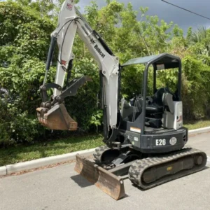 bobcat e26 + 3 godets – mini pelle 2,5t